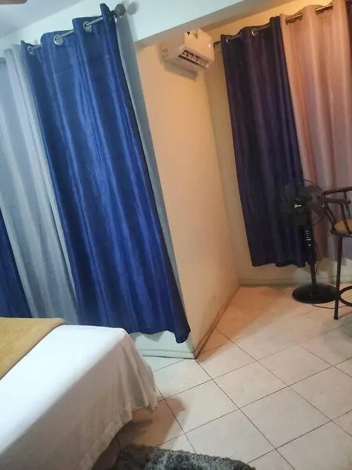 Oxford Kingston Gated Apartment