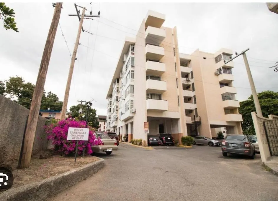 Oxford Kingston Gated Apartment
