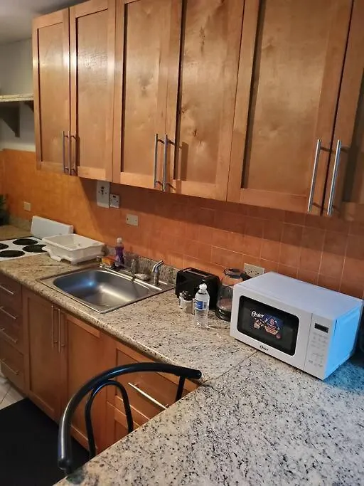 Oxford Kingston Gated Apartment