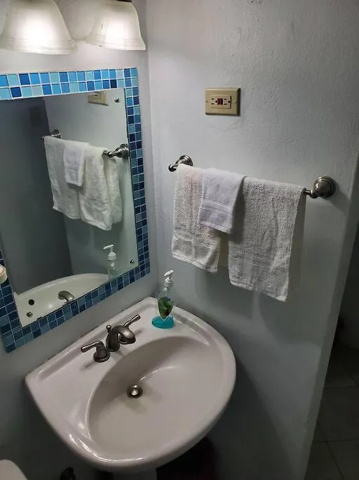 Oxford Kingston Gated Apartment Jamaica