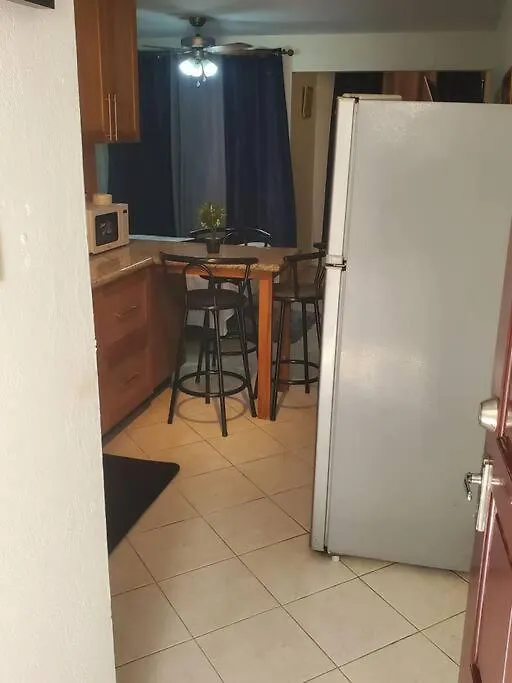 Oxford Kingston Gated Apartment